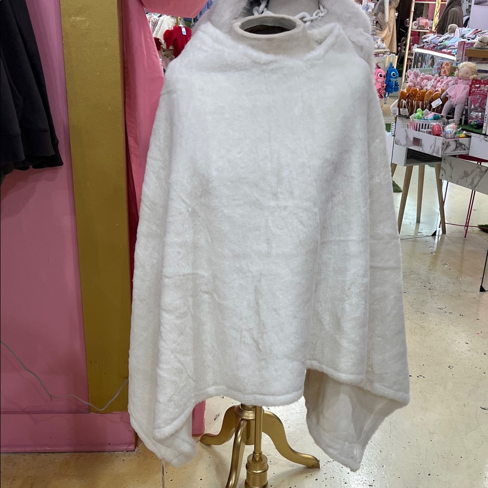 Elegant White Women's Cape